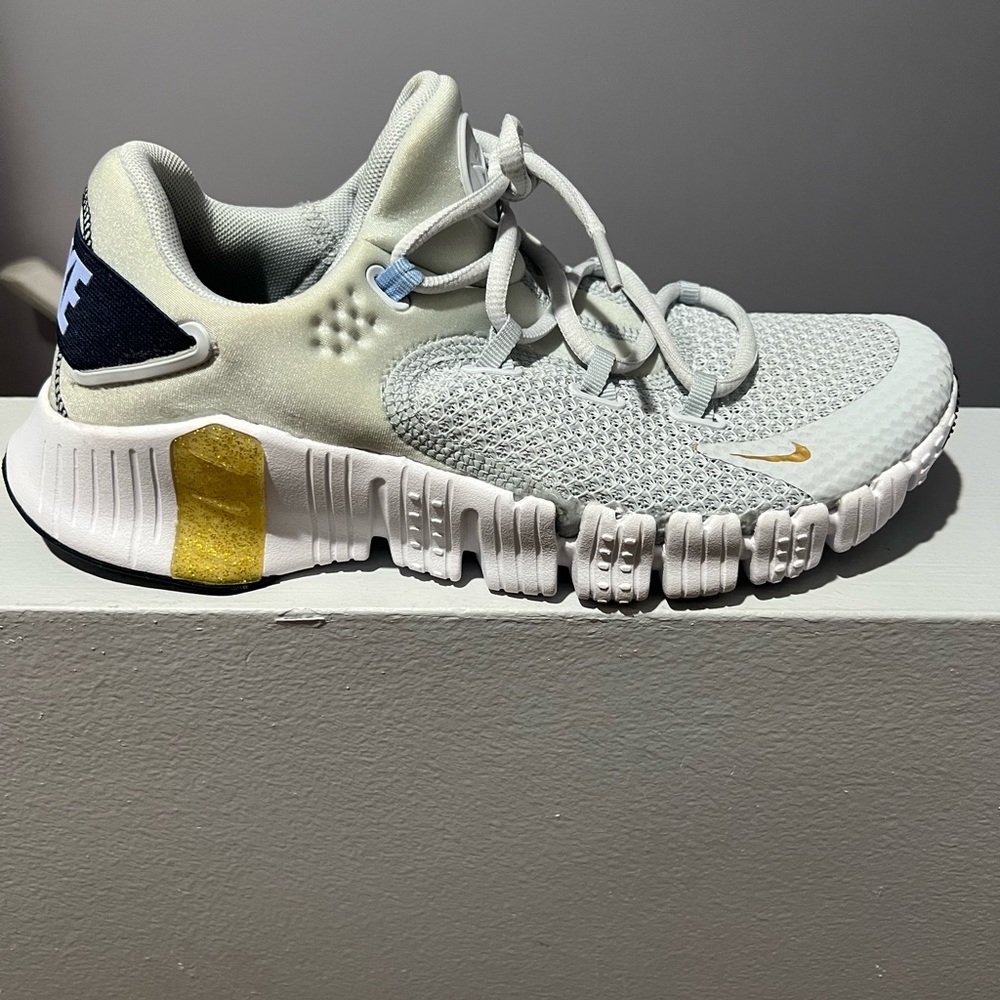 Nike Free Metcon size 9